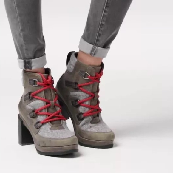 NWT Sorel Blake Lace Waterproof Booties - Picture 1 of 9